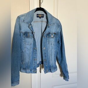 Lucky Brand Light Blue Denim Jacket women’s relaxed fit Jean Jacket for women